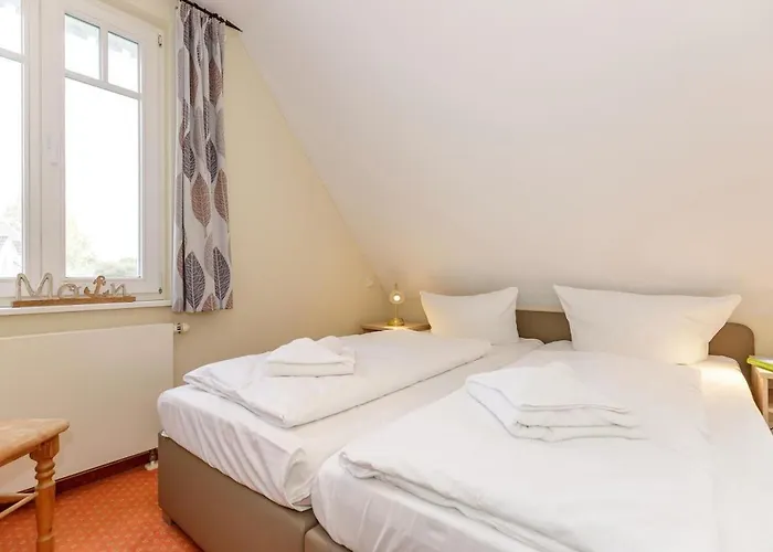 Holiday home Seepferdchen, 15a, Haus Zingst 15a